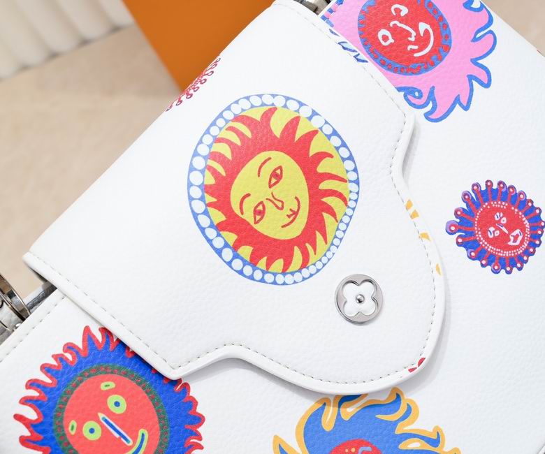 Capucines M21728 31.5X20X11cm XM 7