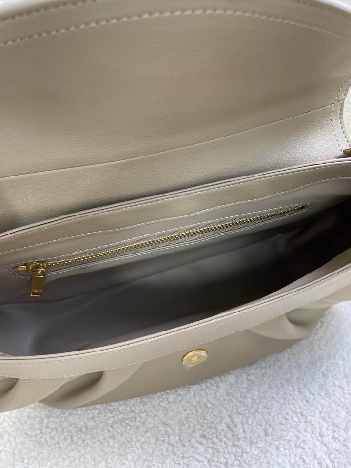 Celine 8110 33x19x9cm zy1_8