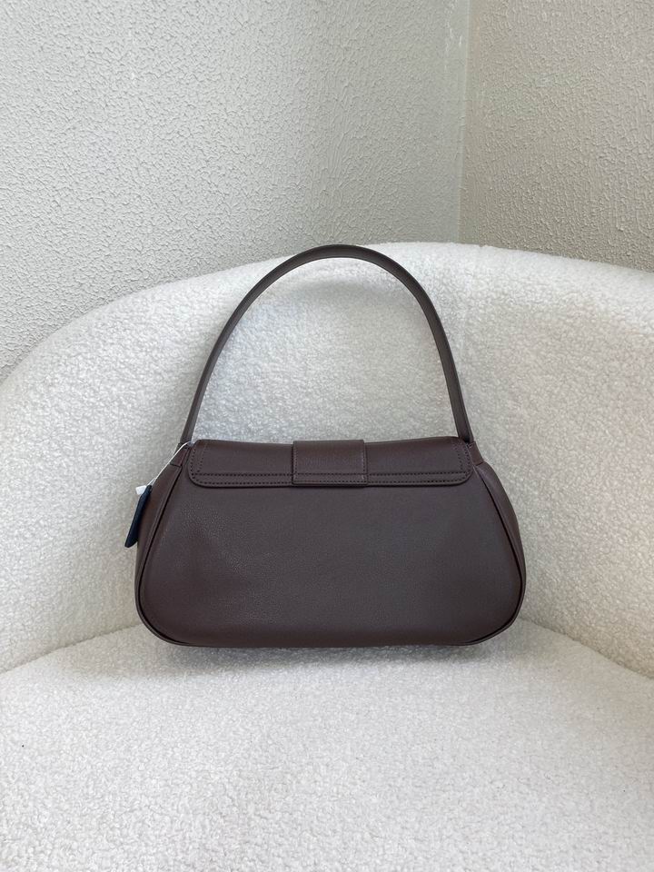 Celine 8110 33x19x9cm zy3_3