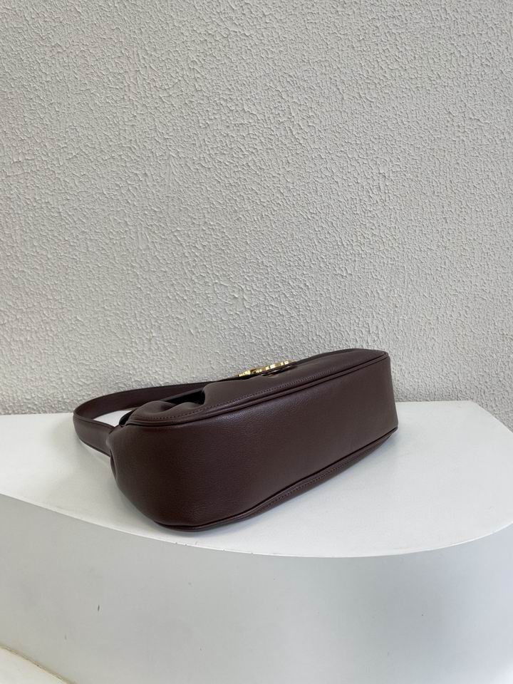 Celine 8110 33x19x9cm zy3_5