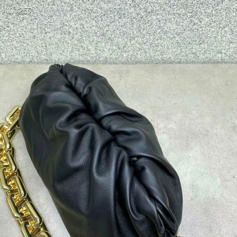 Chain Pouch AD22156 31X12X16cm (10)