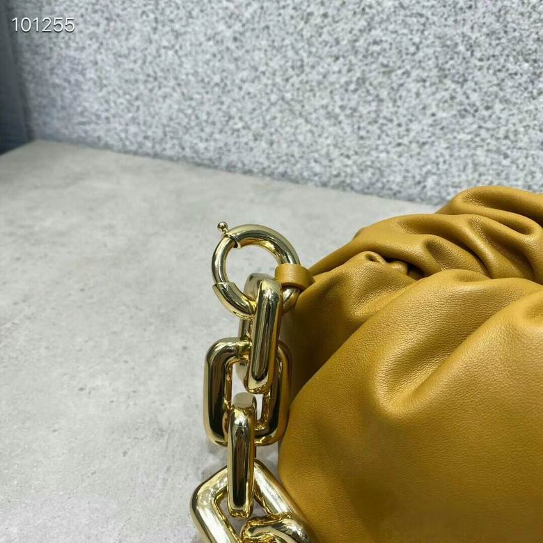 Chain Pouch AD22156 31X12X16cm (4)