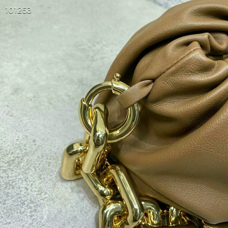 Chain Pouch AD22156 31X12X16cm (40)