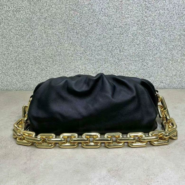 Chain Pouch AD22156 31X12X16cm (8)