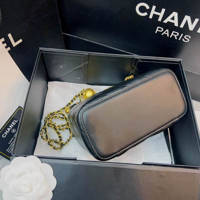 Chanel 盒子包羊皮18x10cm CN (15)