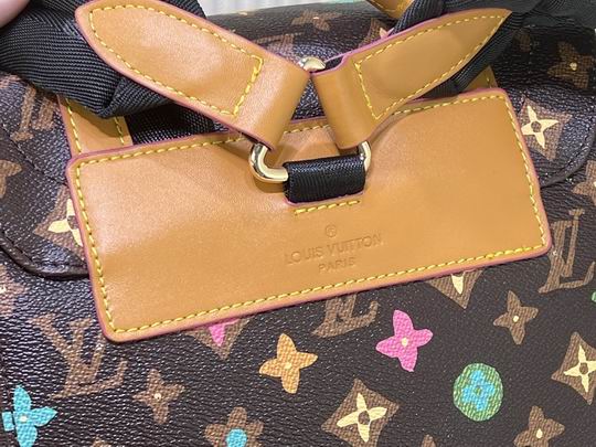 Christopher M25240 38x44x12.5cm ss1_6