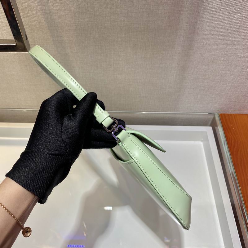 Cleo 1BD311 23x18x4cm ap 11 (24)