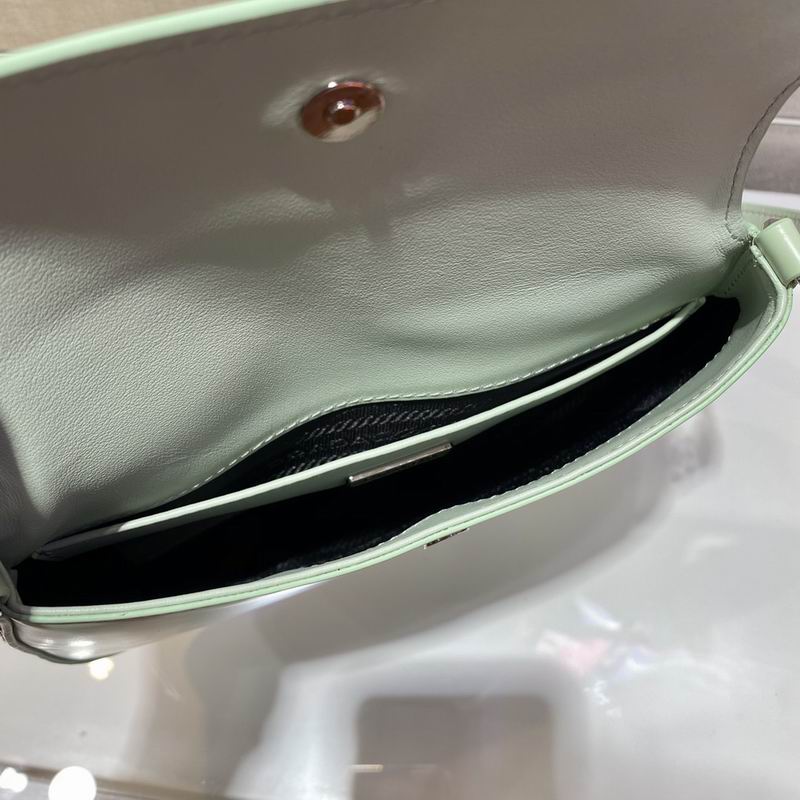 Cleo 1BD311 23x18x4cm ap 11 (25)