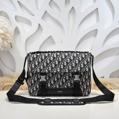 D9670 31X21X8cm WP (1)