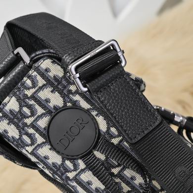 D9670 31X21X8cm WP (6)