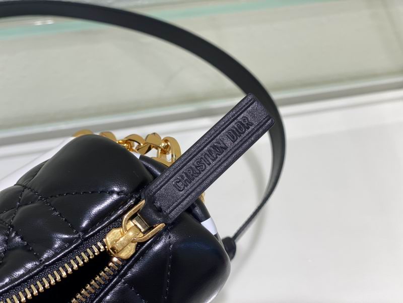 DIOR 30x19x10cm yz2 (3)