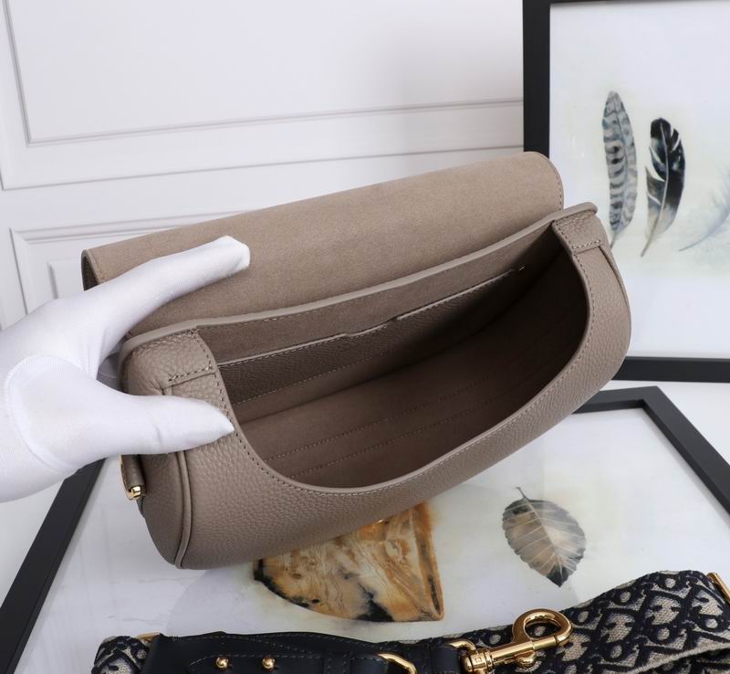 DIOR D6819 27x19.5x8cm yz (9)