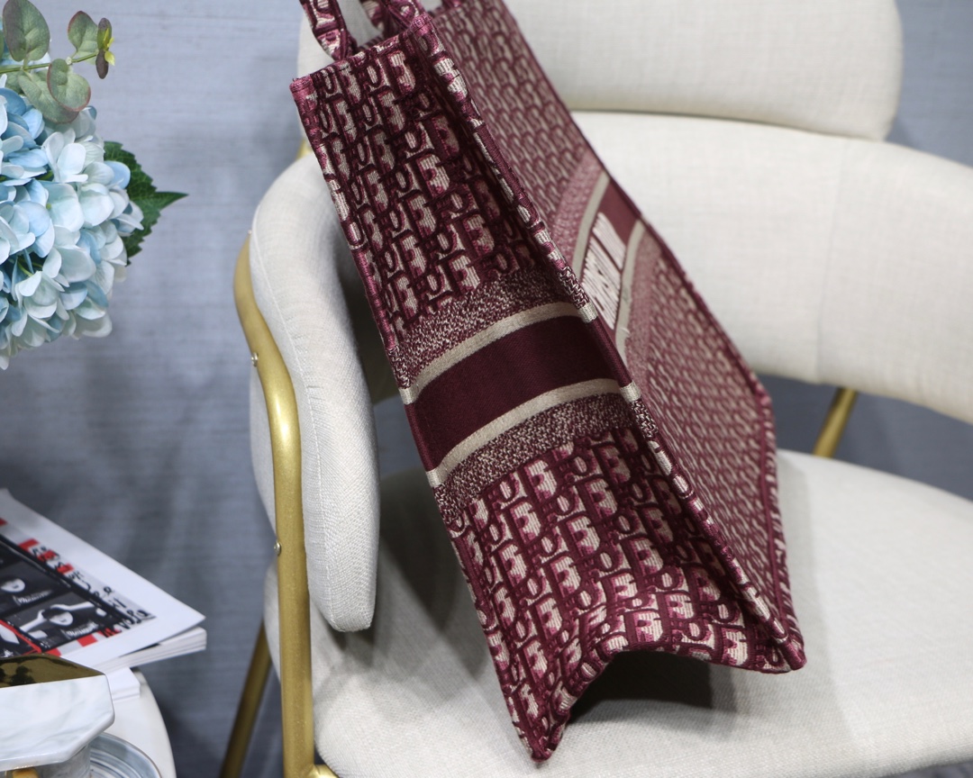 DIOR L41.5x35x18cm yz (4)