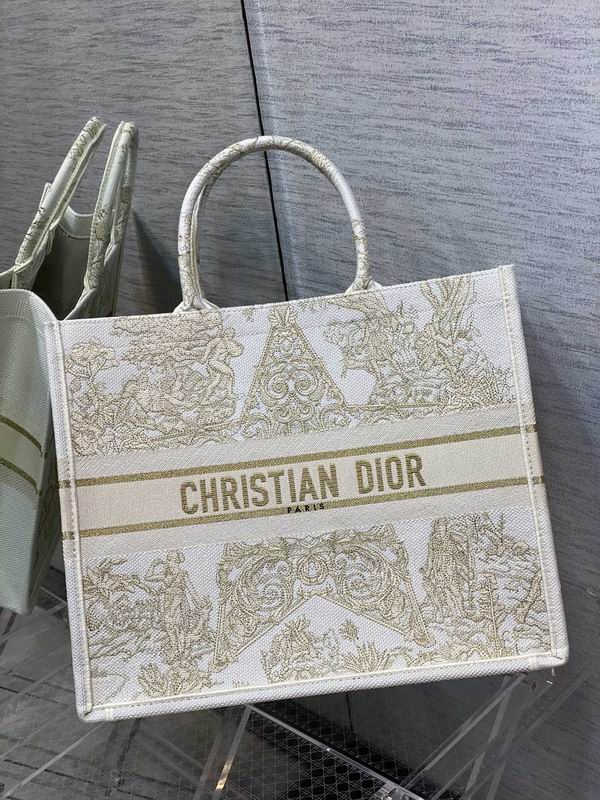 DIOR L42x18x35cm yz (1)