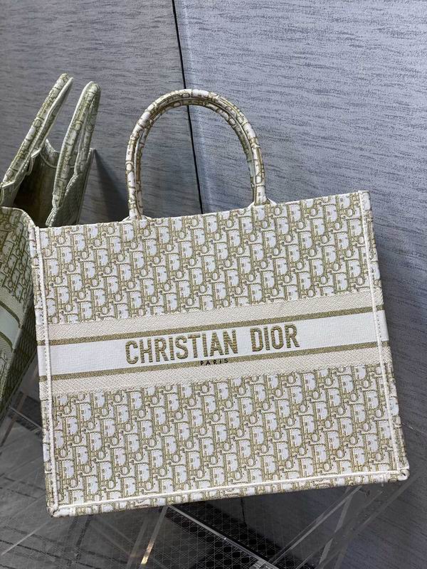 DIOR L42x18x35cm yz1 (1)