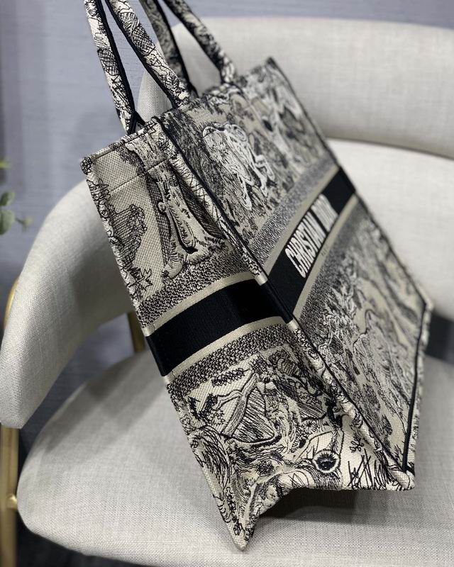 DIOR M1286 41.5x32cm yz (4)