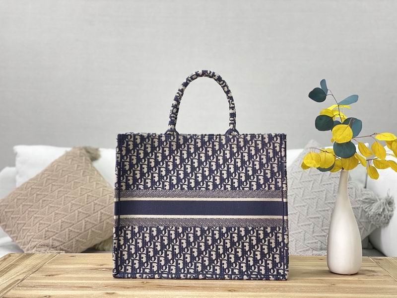 DIOR M1286 41.5x35x18cm yz (3)