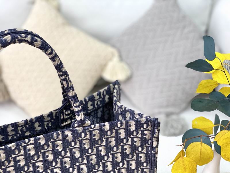 DIOR M1286 41.5x35x18cm yz (8)