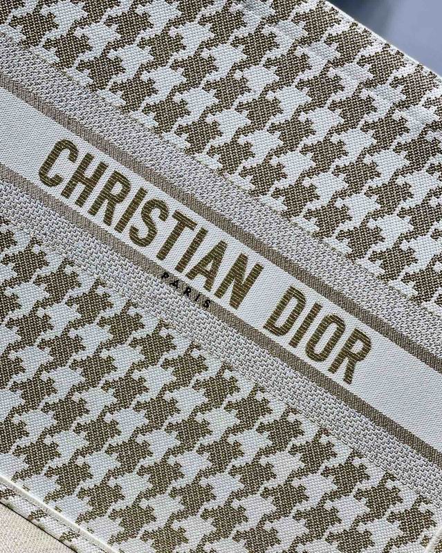 DIOR M1286 L41.5x38x18cm yz1 (6)