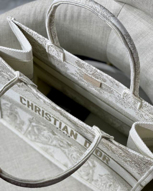 DIOR M1286 S36.5x28x17.5cm yz1 (4)