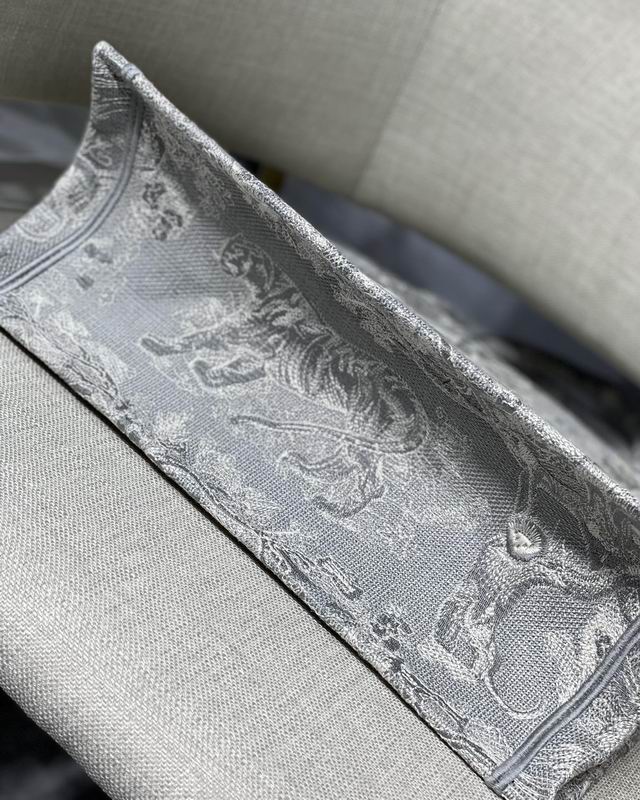 DIOR M1286 S36.5x28x17.5cm yz4 (4)