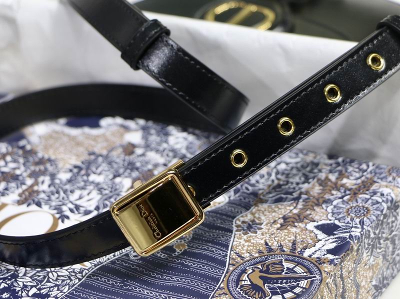 DIOR M8010 M22x17x6cm yz5 (7)