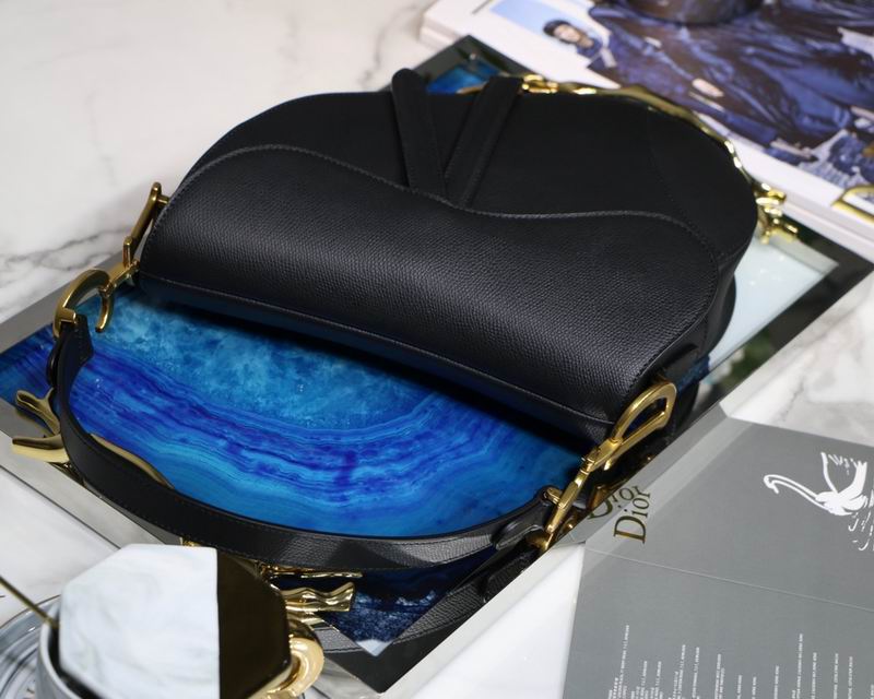 DIOR M9001 19.5x16x6.5cm yz (8)