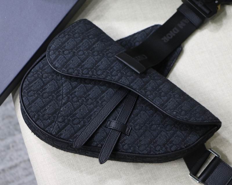 DIOR M9019 20x28.6x5cm yz (3)