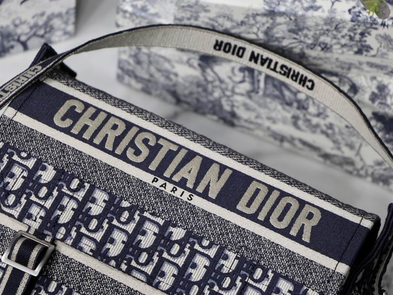 DIOR M9020 27x28x11cm yz (5)