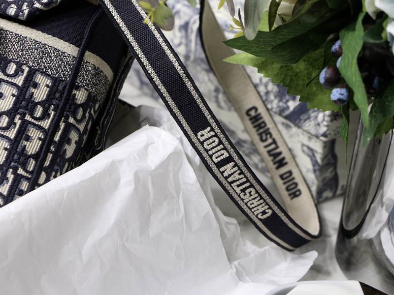 DIOR M9020 27x28x11cm yz (8)