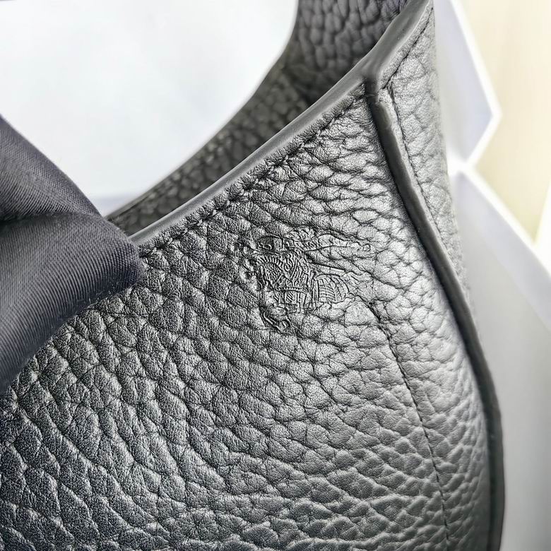 Daniel Lee 23X4.5X19cm 050409 IQ 3