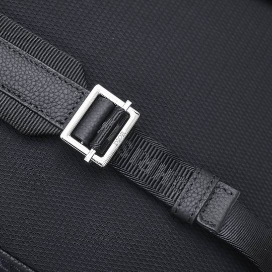 Dior 102-1 32x42x16cm wo (7)