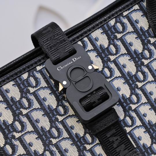 Dior 1210 40x38x17cm wo (15)