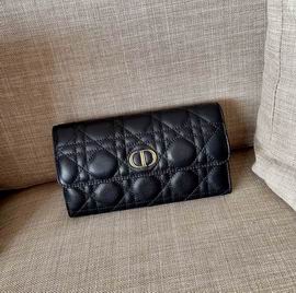 Dior 5039 19x10.7x2.5cm yz (1)