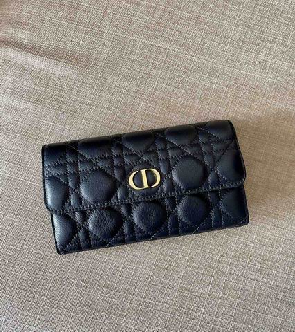 Dior 5039 19x10.7x2.5cm yz (2)