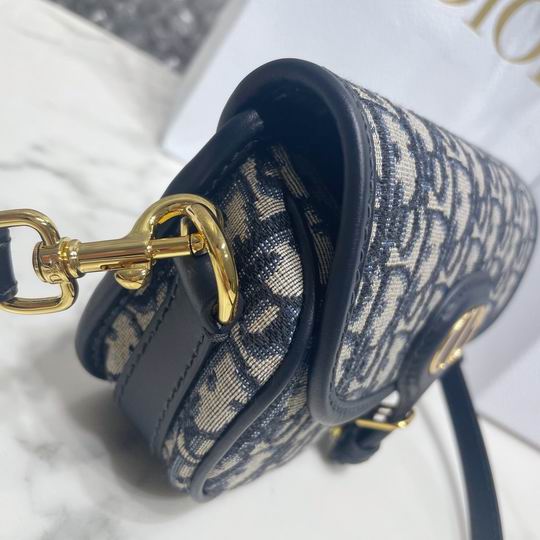Dior Bobby M9327 22x13x5cm wo (10)