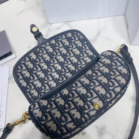 Dior Bobby M9327 22x13x5cm wo (12)