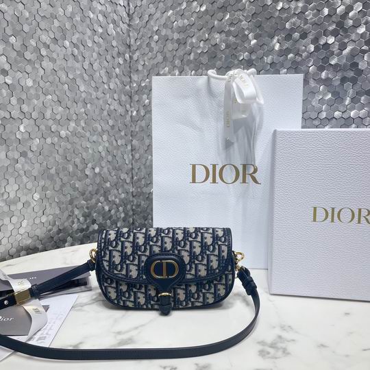 Dior Bobby M9327 22x13x5cm wo (9)