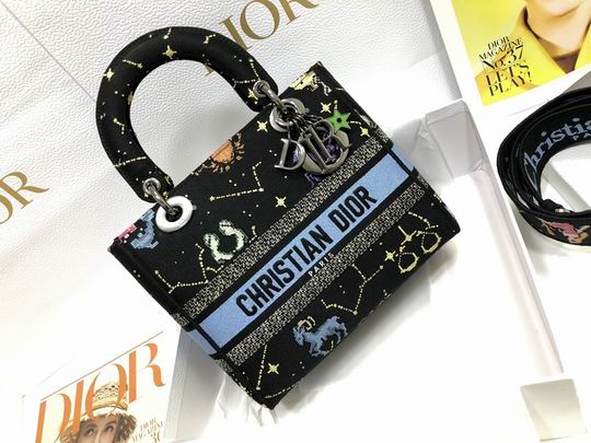 Dior Lady刺绣星座M0565 24x20x11cm wz (1)