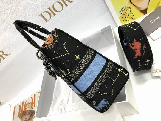 Dior Lady刺绣星座M0565 24x20x11cm wz (2)
