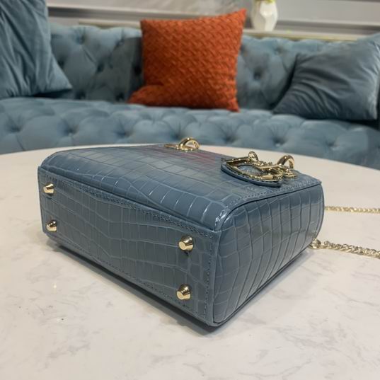 Dior Lady鳄鱼压纹17x7.5x14cm yz (32)