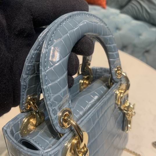 Dior Lady鳄鱼压纹17x7.5x14cm yz (34)