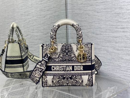 Dior Lady 24cm wo (1)