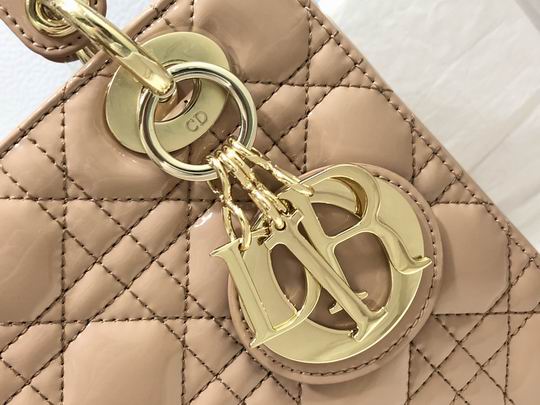 Dior Lady M0538 漆皮字母20x16.5x8cm wz (21)