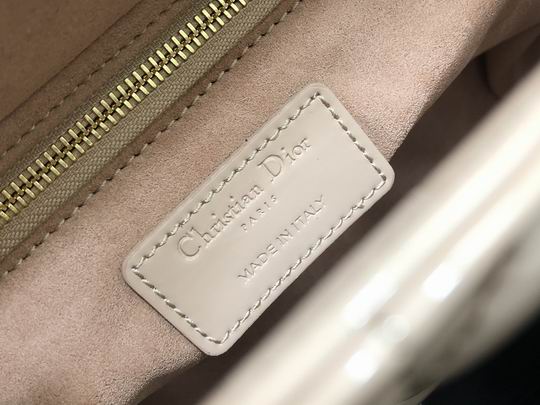 Dior Lady M0538 漆皮字母20x16.5x8cm wz (24)
