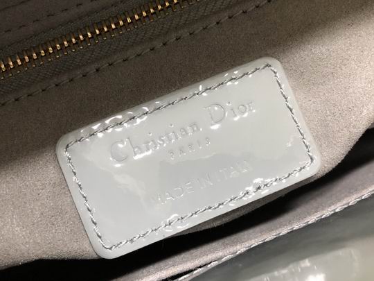 Dior Lady M0538 漆皮字母20x16.5x8cm wz (25)