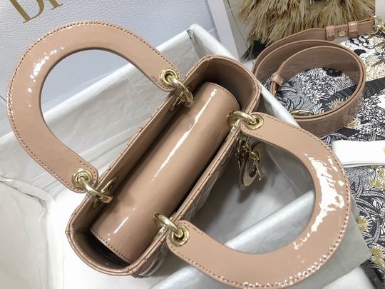 Dior Lady M0538 漆皮字母20x16.5x8cm wz (27)