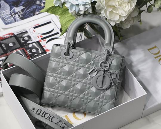 Dior Lady M6004 20x16.5x8cm wz (1)