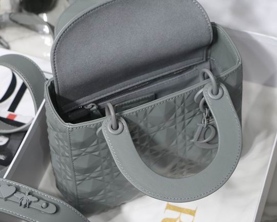 Dior Lady M6004 20x16.5x8cm wz (9)