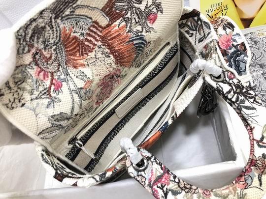 Dior M0565刺绣喜鹊白 24x20x11cm wz (7)